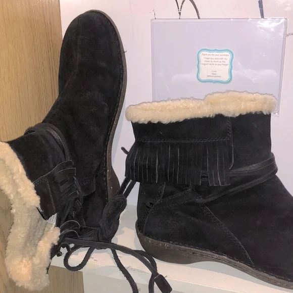 UGG | Shoes | Ugg Gaviota Lace Up Black Mini Boots Size 1  display picture 1